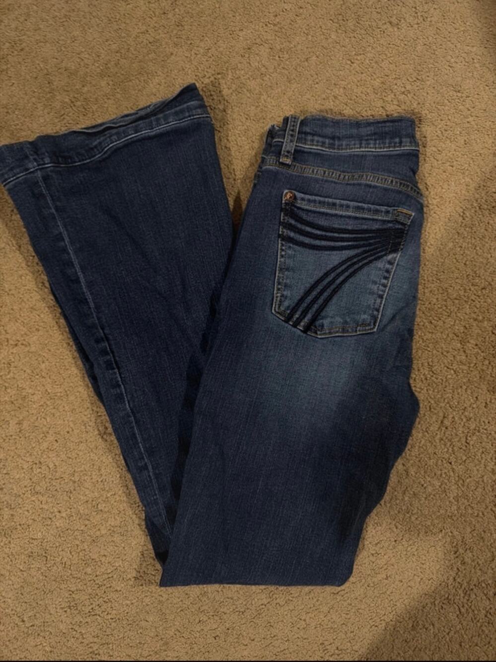 7 For All Mankind Dojo Flare Jeans Size 27